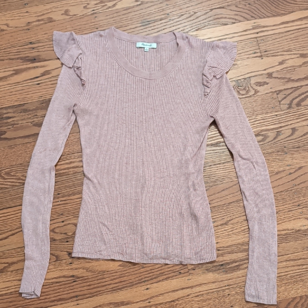 Women's Ruffled Sleeve Ribbed Top